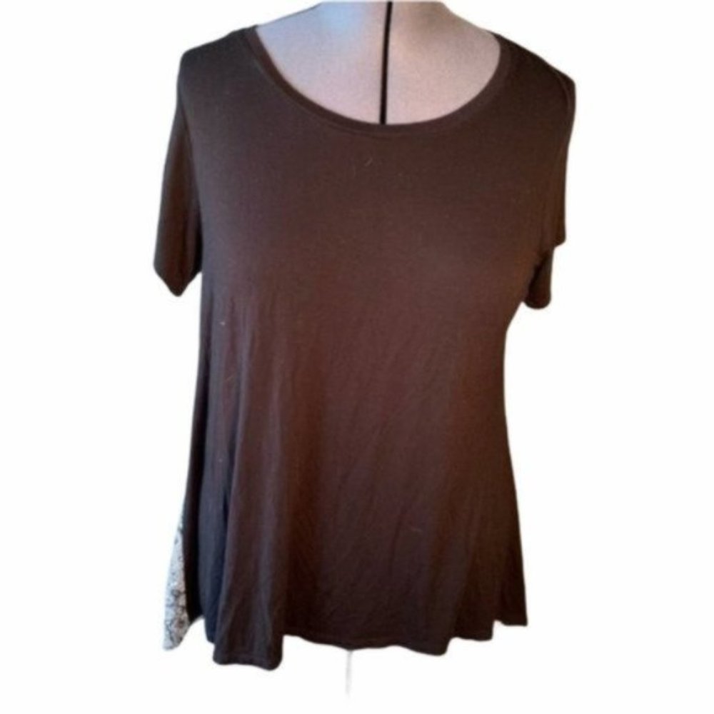 Bobeau Mixed Media Top Black White Geometric Back